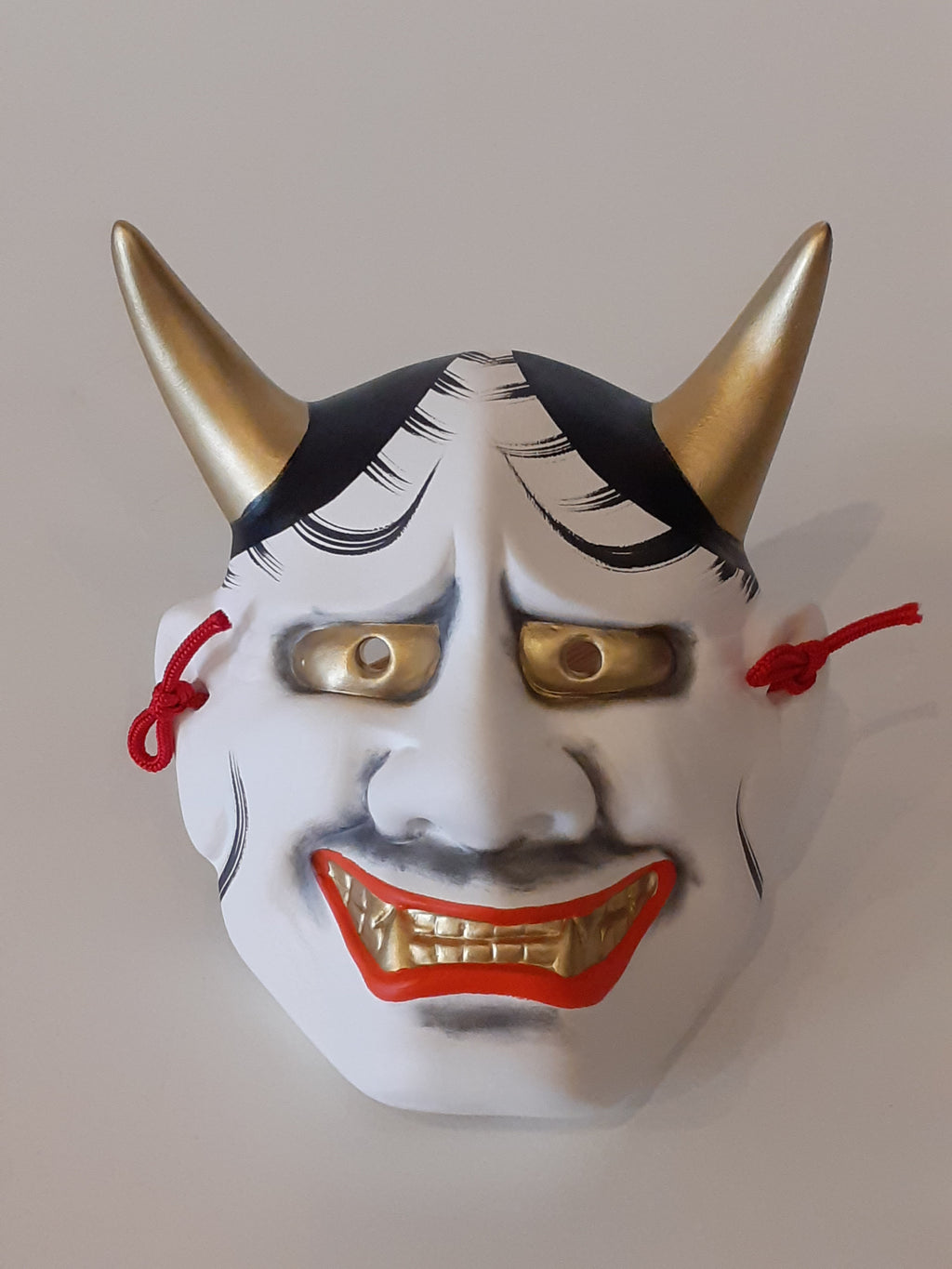 Maschera giapponese del teatro Nō - ŌBESHIMI ki