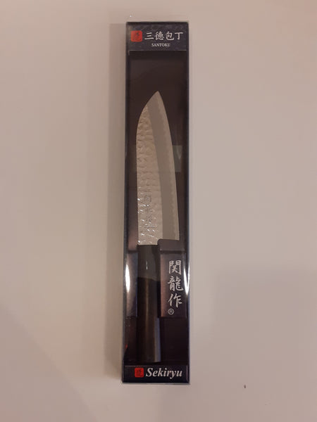 Coltello Santoku martellato – Japanology